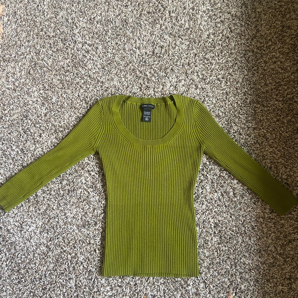 New York & company sweater